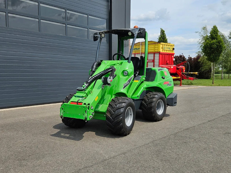 Гусеничный мини-погрузчик Avant 755i TDL+ mini-shovel: фото 9 Гусеничный мини-погрузчик Avant 755i TDL+ mini-shovel: фото 9