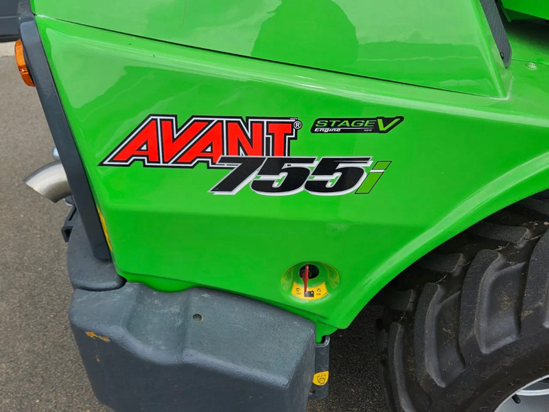 Гусеничный мини-погрузчик Avant 755i TDL+ mini-shovel: фото 18 Гусеничный мини-погрузчик Avant 755i TDL+ mini-shovel: фото 18