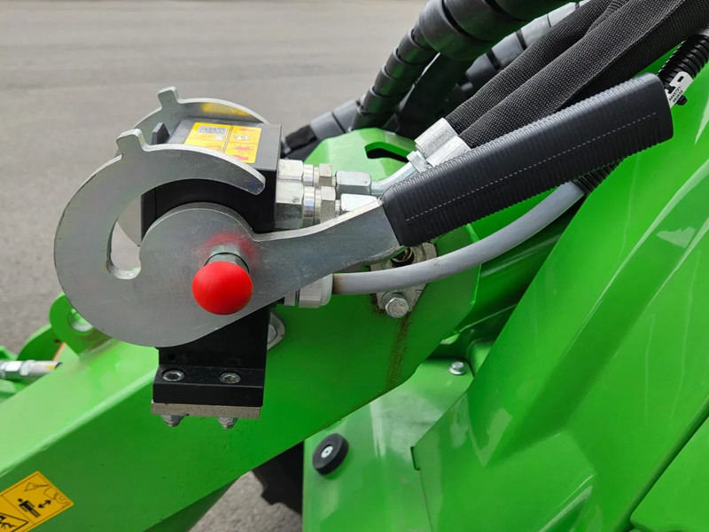 Гусеничный мини-погрузчик Avant 755i TDL+ mini-shovel: фото 11 Гусеничный мини-погрузчик Avant 755i TDL+ mini-shovel: фото 11