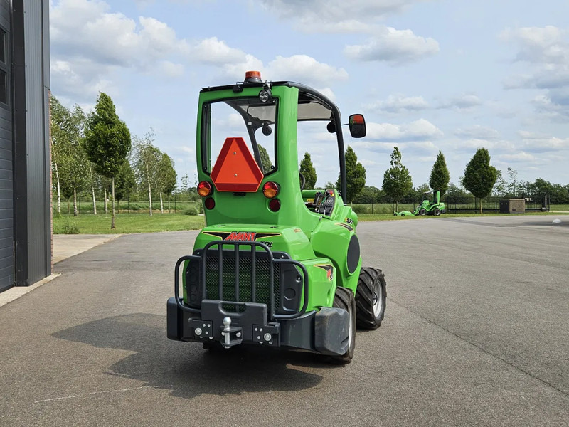 Avant E527 TDL+ mini-shovel - Гусеничный мини-погрузчик: фото 5 Avant E527 TDL+ mini-shovel - Гусеничный мини-погрузчик: фото 5