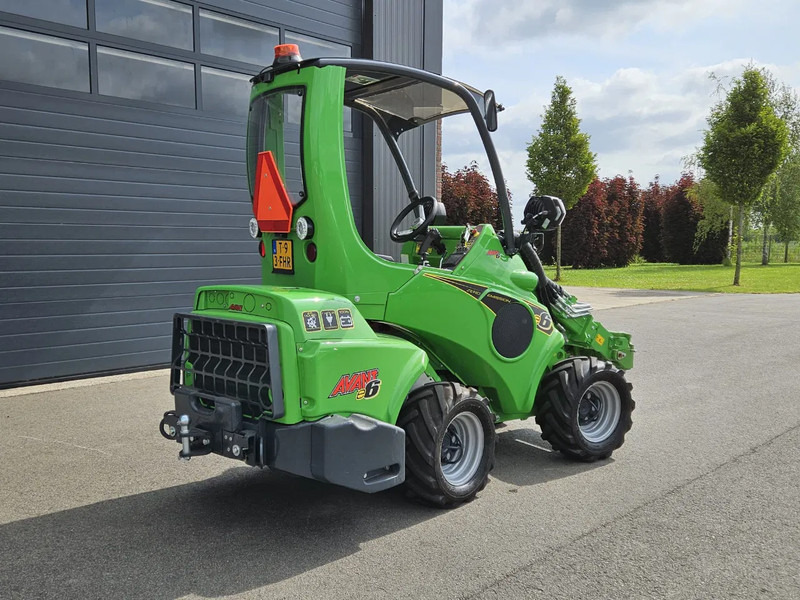 Avant E6 Mini-shovel - Гусеничный мини-погрузчик: фото 4 Avant E6 Mini-shovel - Гусеничный мини-погрузчик: фото 4