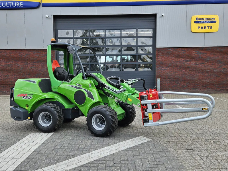 Avant Mini-shovel 735i Rental met Kemp balenklem - Гусеничный мини-погрузчик: фото 2 Avant Mini-shovel 735i Rental met Kemp balenklem - Гусеничный мини-погрузчик: фото 2