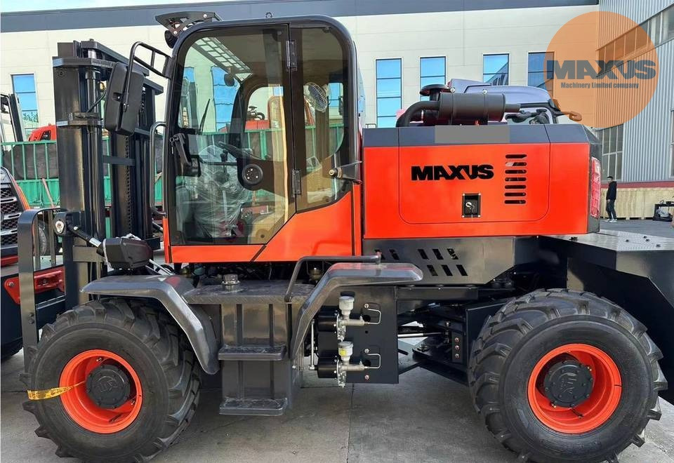 Maxus Geländestapler 4x4 Diesel - Внедорожный погрузчик: фото 4 Maxus Geländestapler 4x4 Diesel - Внедорожный погрузчик: фото 4