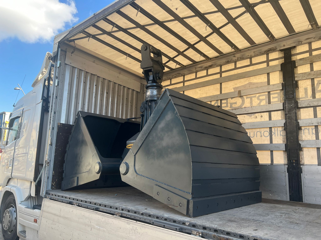 Andox Clamshell - Грейферный ковш для Строительной техники: фото 2 Andox Clamshell - Грейферный ковш для Строительной техники: фото 2