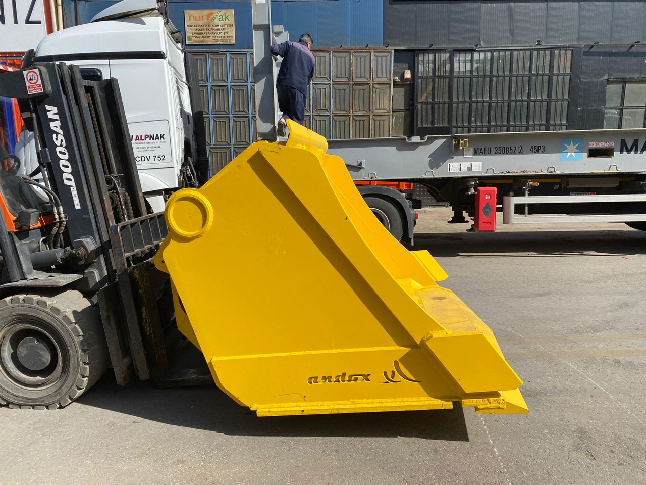 Atlas Copco - Ковш для погрузчика для Погрузчиков: фото 2 Atlas Copco - Ковш для погрузчика для Погрузчиков: фото 2