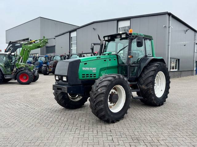 Valtra 8350 Hitech - Трактор: фото 3 Valtra 8350 Hitech - Трактор: фото 3