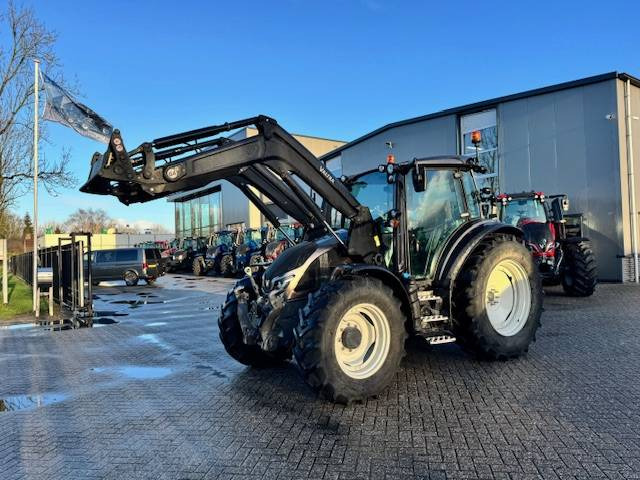 Valtra G115 hitech, 1625 uur, G4 voorlader! - Трактор: фото 1 Valtra G115 hitech, 1625 uur, G4 voorlader! - Трактор: фото 1