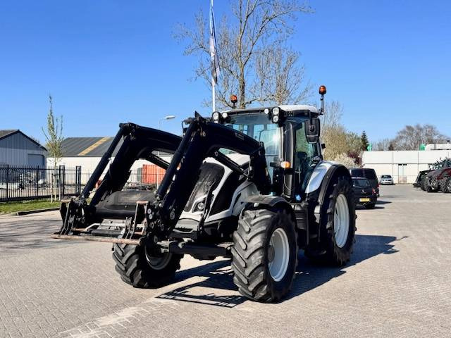 Трактор Valtra N104 Hitech5 met voorlader 4700 uur!: фото 12