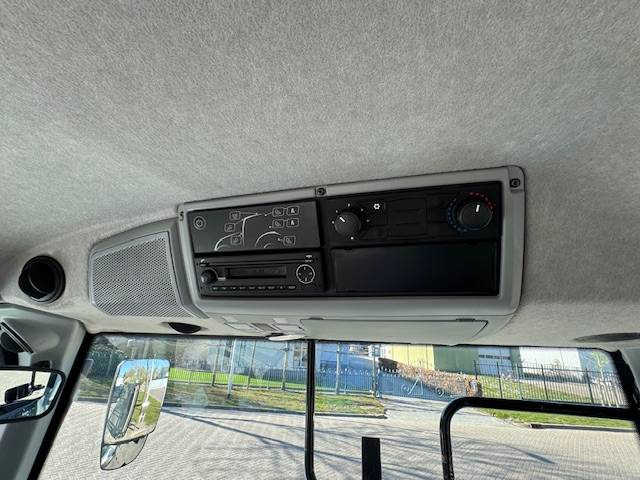 Трактор Valtra N104 Hitech5 met voorlader 4700 uur!: фото 19