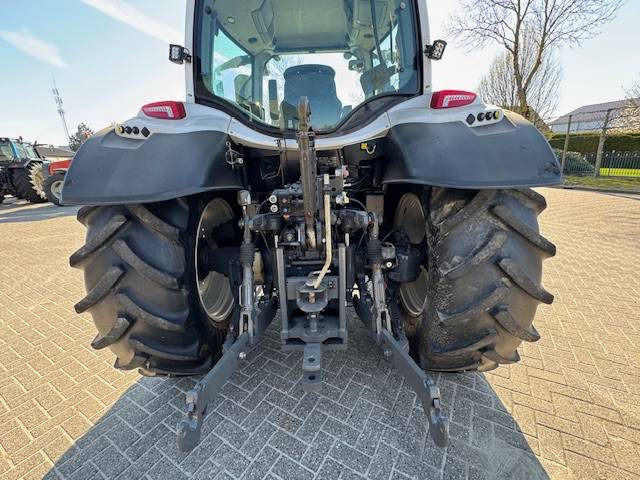 Трактор Valtra N104 Hitech5 met voorlader 4700 uur!: фото 16