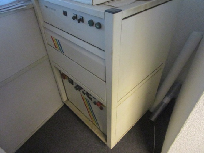 PNEUMATISCHE TRANSFERPRESSEN – HITZEPRESSE FÜR T-SHIRT DRUCK – INTRON COPY PRESS 300 220 070 - Печатное оборудование: фото 5 PNEUMATISCHE TRANSFERPRESSEN – HITZEPRESSE FÜR T-SHIRT DRUCK – INTRON COPY PRESS 300 220 070 - Печатное оборудование: фото 5