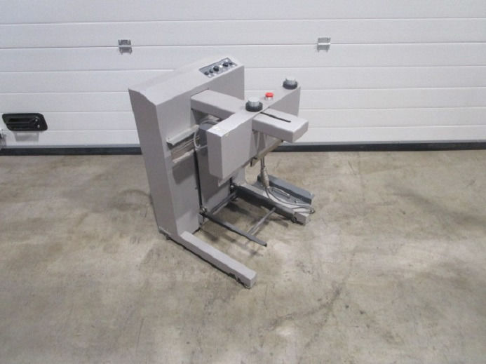 STAPELABSENKTISCH HORIZON ST-20 - Печатное оборудование: фото 1 STAPELABSENKTISCH HORIZON ST-20 - Печатное оборудование: фото 1