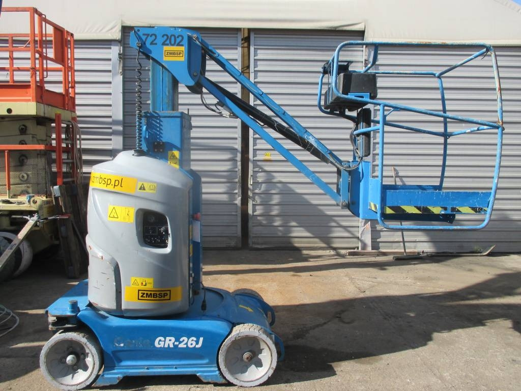 Genie GR 26 J - Вертикальный мачтовый подъемник: фото 1 Genie GR 26 J - Вертикальный мачтовый подъемник: фото 1