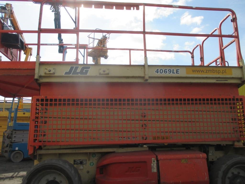 Ножничный подъемник JLG 4069 LE: фото 6