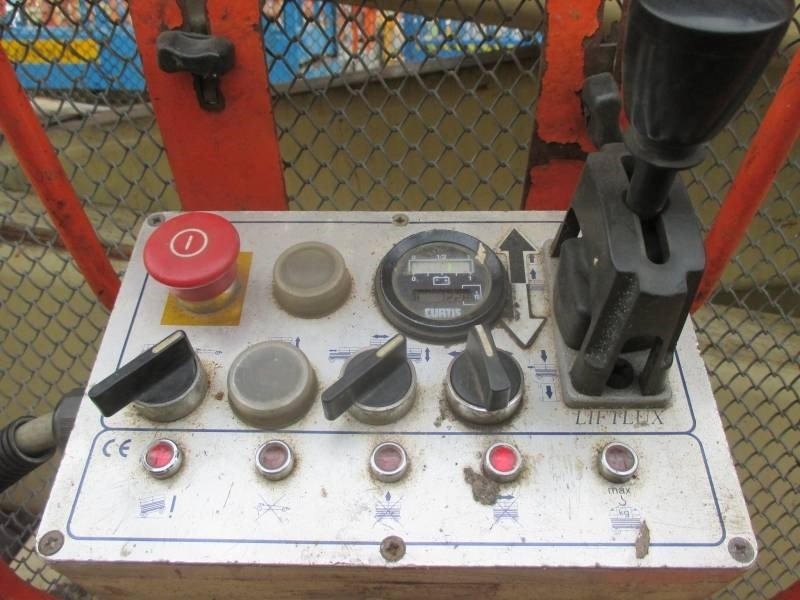 Ножничный подъемник JLG Liftlux 180-12: фото 13