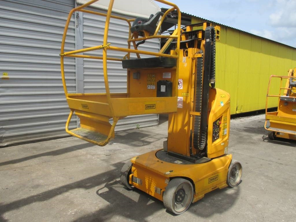 JLG Toucan 8 E - Вертикальный мачтовый подъемник: фото 2 JLG Toucan 8 E - Вертикальный мачтовый подъемник: фото 2