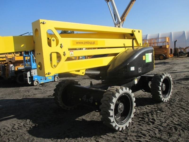Niftylift HR 17 D 4x4 - Коленчатый подъемник: фото 3 Niftylift HR 17 D 4x4 - Коленчатый подъемник: фото 3