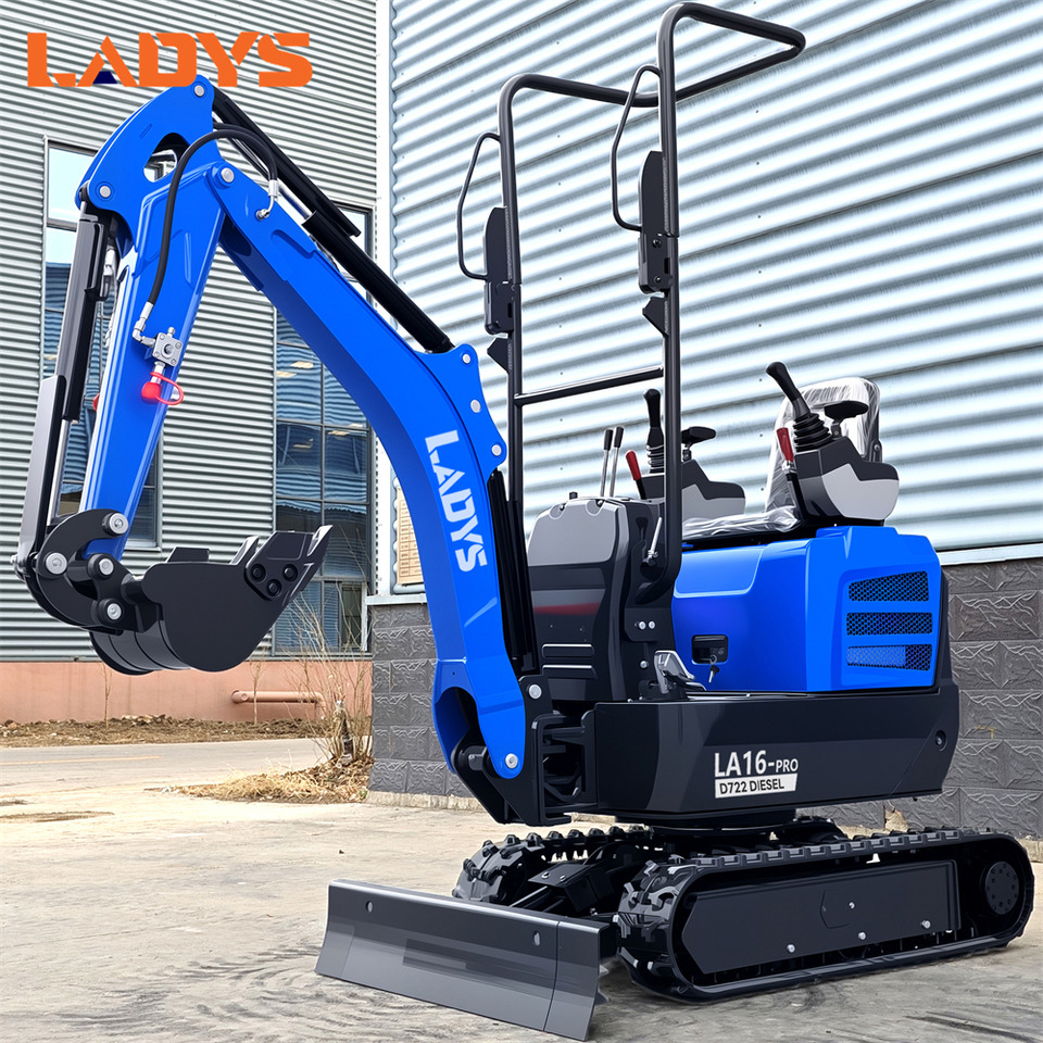 LADYS LA16Pro Mini Excavator Digger Miniexcavadora EPA Kubota Engine Mini Excavator For Sale With Mini Excavator Attachment Set - Мини-экскаватор: фото 5 LADYS LA16Pro Mini Excavator Digger Miniexcavadora EPA Kubota Engine Mini Excavator For Sale With Mini Excavator Attachment Set - Мини-экскаватор: фото 5