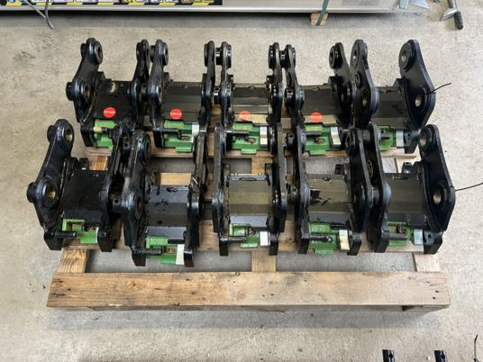 Attache rapide geith pour pelle de 1T à 10T - Сцепное устройство: фото 4 Attache rapide geith pour pelle de 1T à 10T - Сцепное устройство: фото 4