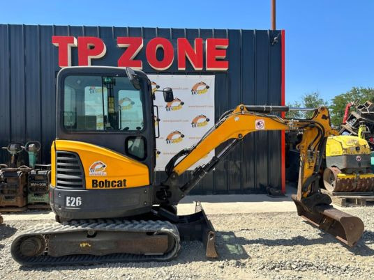 Bobcat E26 cabine a 21500 € HT - Мини-экскаватор: фото 1 Bobcat E26 cabine a 21500 € HT - Мини-экскаватор: фото 1