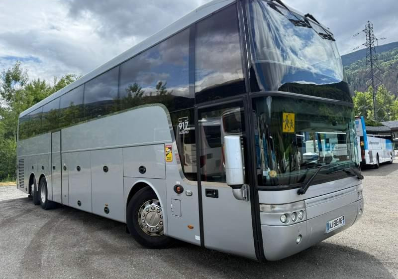Туристический автобус VanHool T917 Altano: фото 1