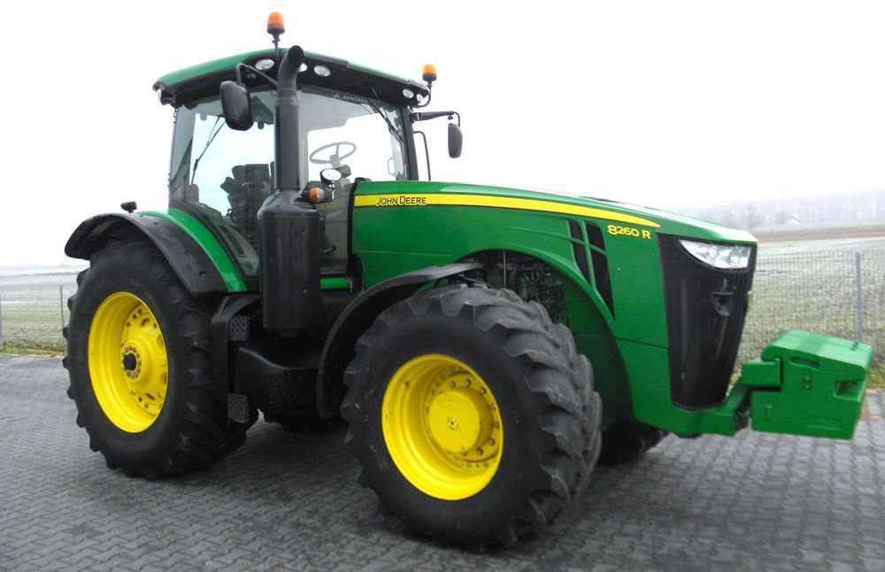 John Deere 8260R 2014 Rok, Skrzynia POWERSHIFT ,9200 mtg, Nie Malowany, Stan Idealny - Трактор: фото 4 John Deere 8260R 2014 Rok, Skrzynia POWERSHIFT ,9200 mtg, Nie Malowany, Stan Idealny - Трактор: фото 4