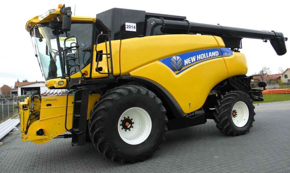 New Holland CR9080 2013 Rok , heder Varifeed 9,15m, Nowsza Wersja, Nie Malowany, Stan Idealny - Зерноуборочный комбайн: фото 3 New Holland CR9080 2013 Rok , heder Varifeed 9,15m, Nowsza Wersja, Nie Malowany, Stan Idealny - Зерноуборочный комбайн: фото 3
