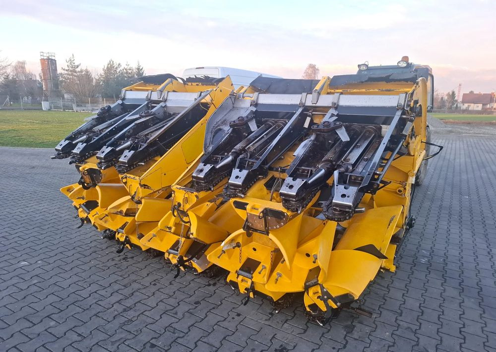 New Holland Przystawka Do Kukurydzy New Holland 8-75 8 rzedowa, 2013 Rok, Nie mlaowana, Stan Idealny - Жатка кукурузная: фото 3 New Holland Przystawka Do Kukurydzy New Holland 8-75 8 rzedowa, 2013 Rok, Nie mlaowana, Stan Idealny - Жатка кукурузная: фото 3