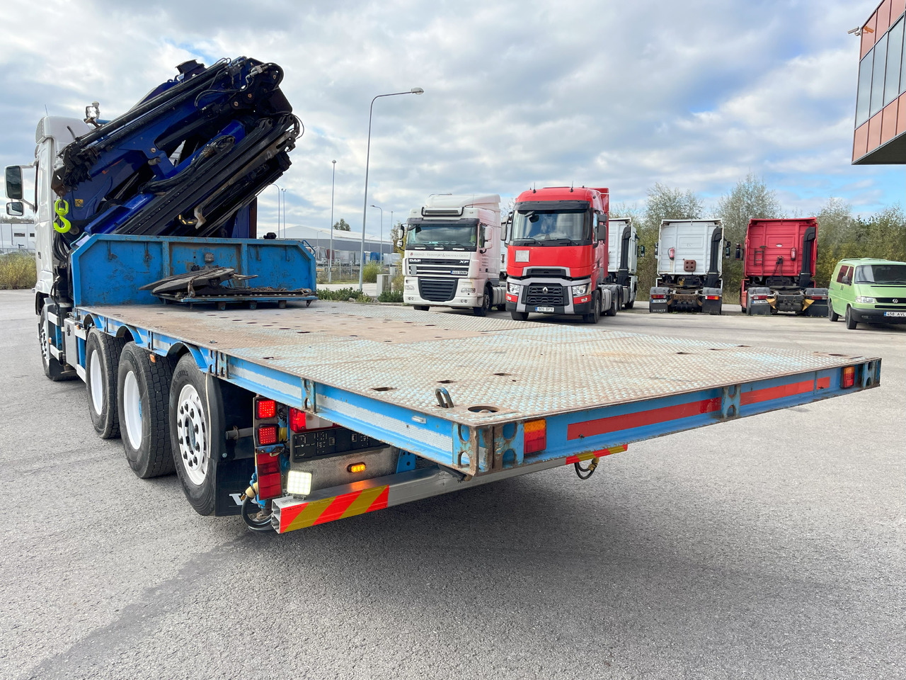 VOLVO FH 8x4 + Crane 48tm year 2006 + Jib + platform + tractor - Автоманипулятор: фото 5 VOLVO FH 8x4 + Crane 48tm year 2006 + Jib + platform + tractor - Автоманипулятор: фото 5