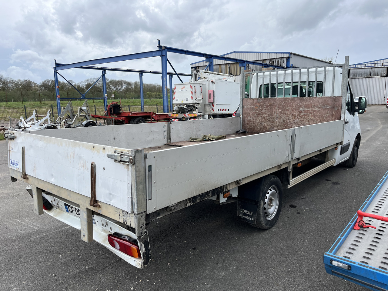 Opel Movano 2L3 dci 125 master - Малотоннажный бортовой грузовик: фото 4 Opel Movano 2L3 dci 125 master - Малотоннажный бортовой грузовик: фото 4