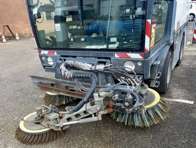 SCHMIDT Cleango 500 cs556 - Подметально-уборочная машина: фото 3 SCHMIDT Cleango 500 cs556 - Подметально-уборочная машина: фото 3