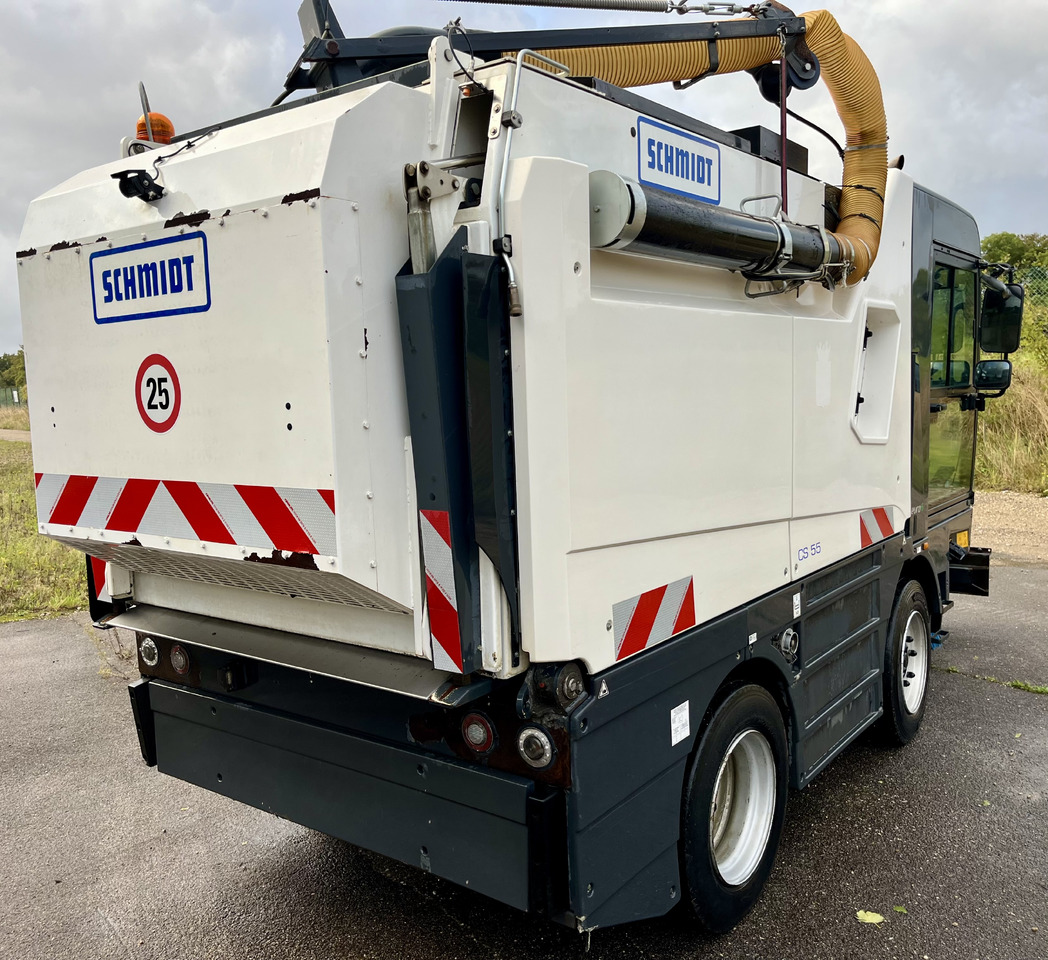SCHMIDT Cs556 cs500 compact 400 - Подметально-уборочная машина: фото 4 SCHMIDT Cs556 cs500 compact 400 - Подметально-уборочная машина: фото 4