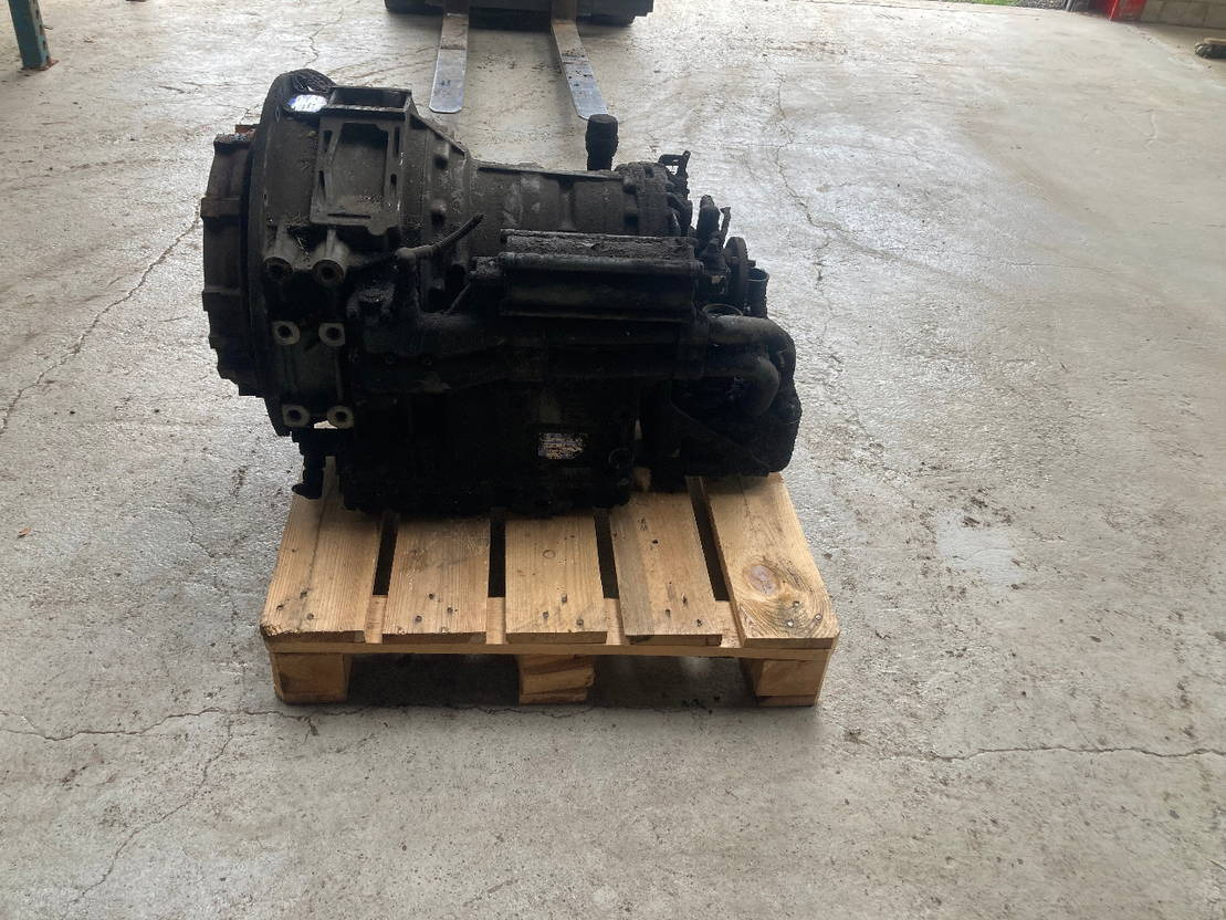 ZF Getriebe ZF 5HP 592C 5HP592C 4149053031 MAN A21 A23 Ecomat - Коробка передач для Автобусов: фото 1 ZF Getriebe ZF 5HP 592C 5HP592C 4149053031 MAN A21 A23 Ecomat - Коробка передач для Автобусов: фото 1
