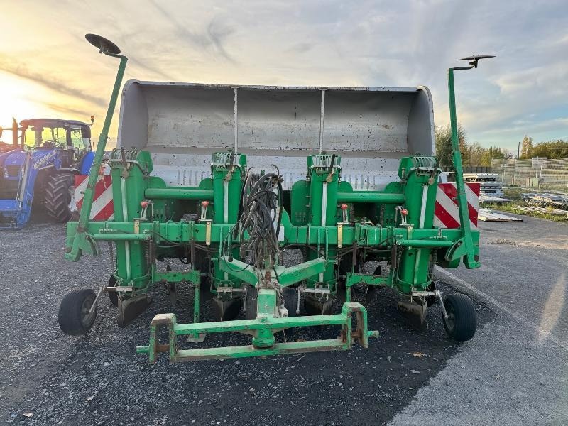 AGRONOMIX RBS TH - Картофелесажалка: фото 2 AGRONOMIX RBS TH - Картофелесажалка: фото 2