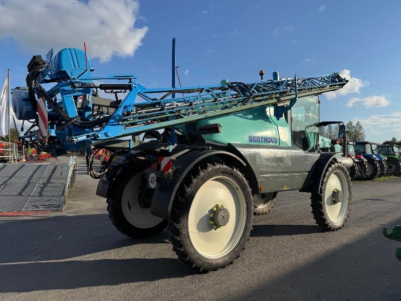 BERTHOUD RAPTOR 3240 - Самоходный опрыскиватель: фото 3 BERTHOUD RAPTOR 3240 - Самоходный опрыскиватель: фото 3
