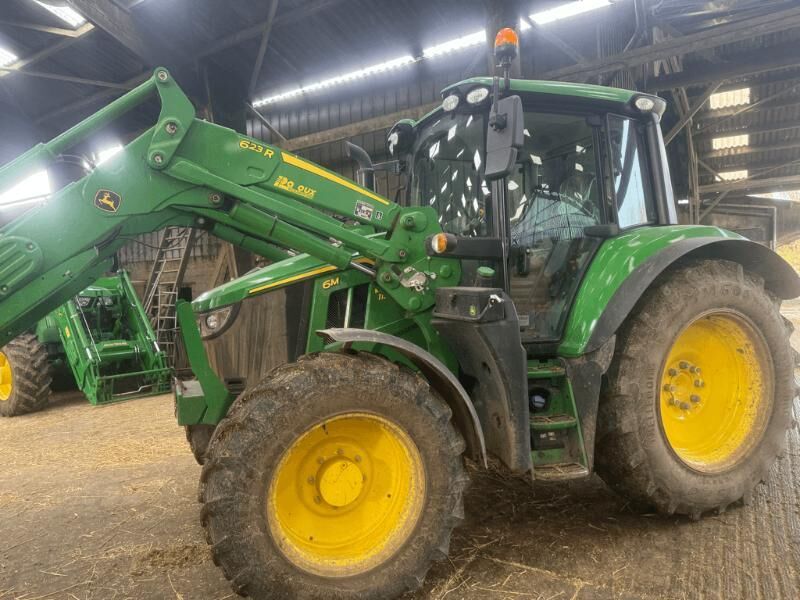 JOHN DEERE 6M115 - Трактор: фото 1 JOHN DEERE 6M115 - Трактор: фото 1