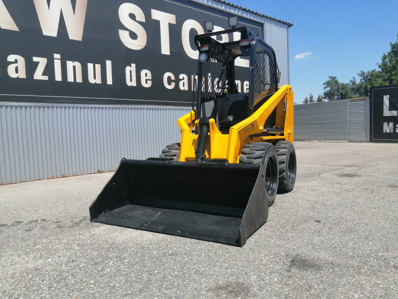 Bobcat SKID TYRE FRONT LOADER RAM ITALY - Мини-погрузчик с бортовым поворотом: фото 1 Bobcat SKID TYRE FRONT LOADER RAM ITALY - Мини-погрузчик с бортовым поворотом: фото 1