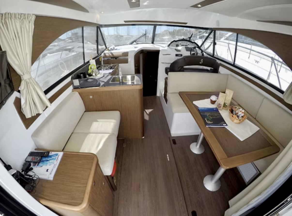 Другая техника Beneteau Antares 36 Fly, Air Conditioning, TOP !!!: фото 11