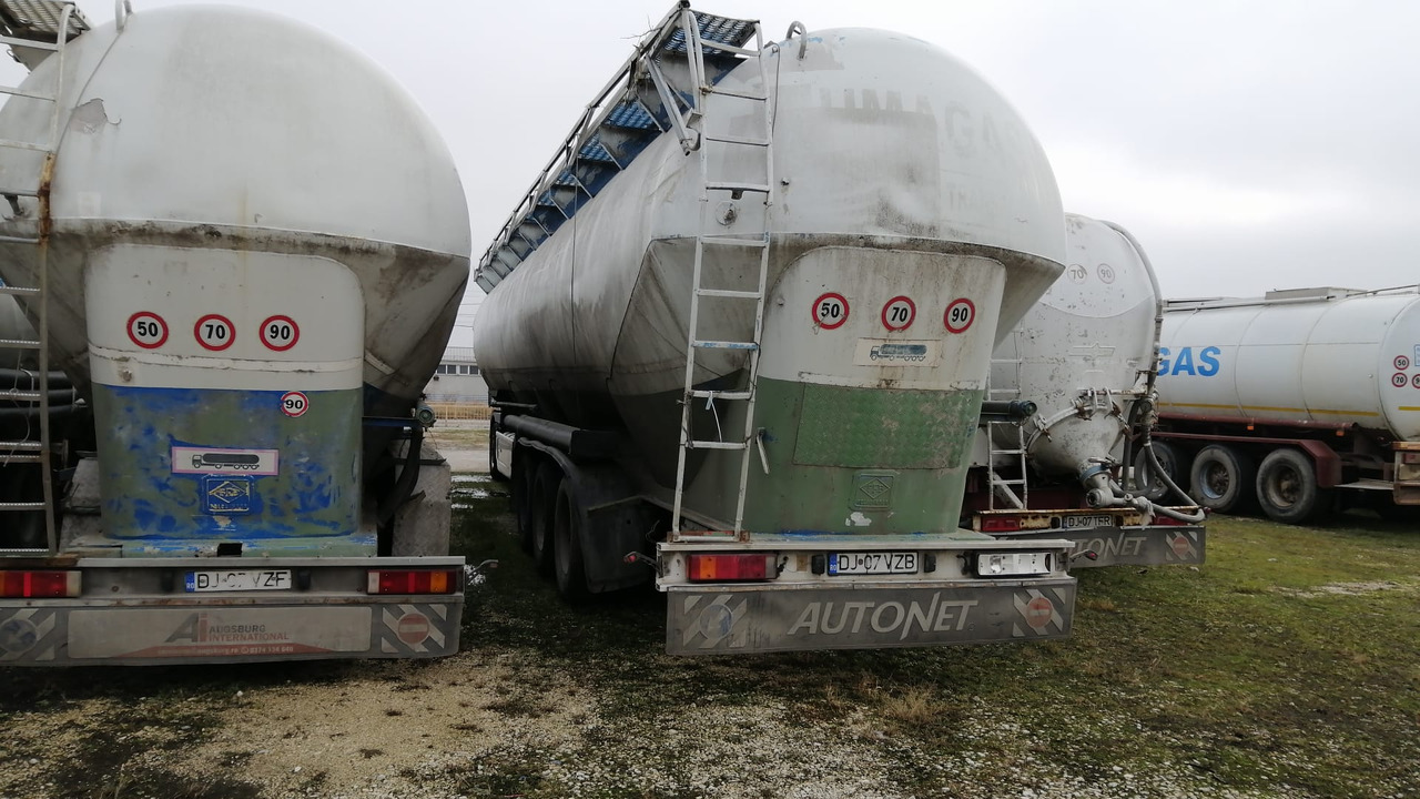 FELDBINDER Tank/Silo 57,000 l 4 Compartments for Powders/Feed/Water//Liquid Fertilizer/etc. - Полуприцеп цистерна для сыпучих грузов: фото 2 FELDBINDER Tank/Silo 57,000 l 4 Compartments for Powders/Feed/Water//Liquid Fertilizer/etc. - Полуприцеп цистерна для сыпучих грузов: фото 2