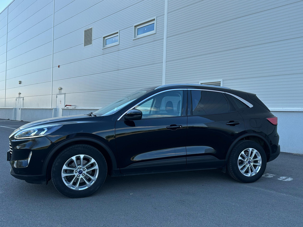 Ford Kuga - Седан: фото 3 Ford Kuga - Седан: фото 3