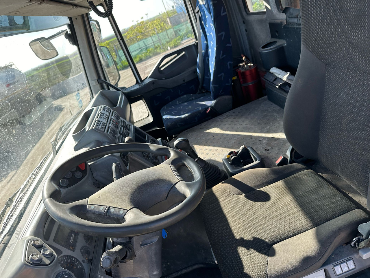 Iveco Trakker Tipper - Самосвал: фото 5 Iveco Trakker Tipper - Самосвал: фото 5