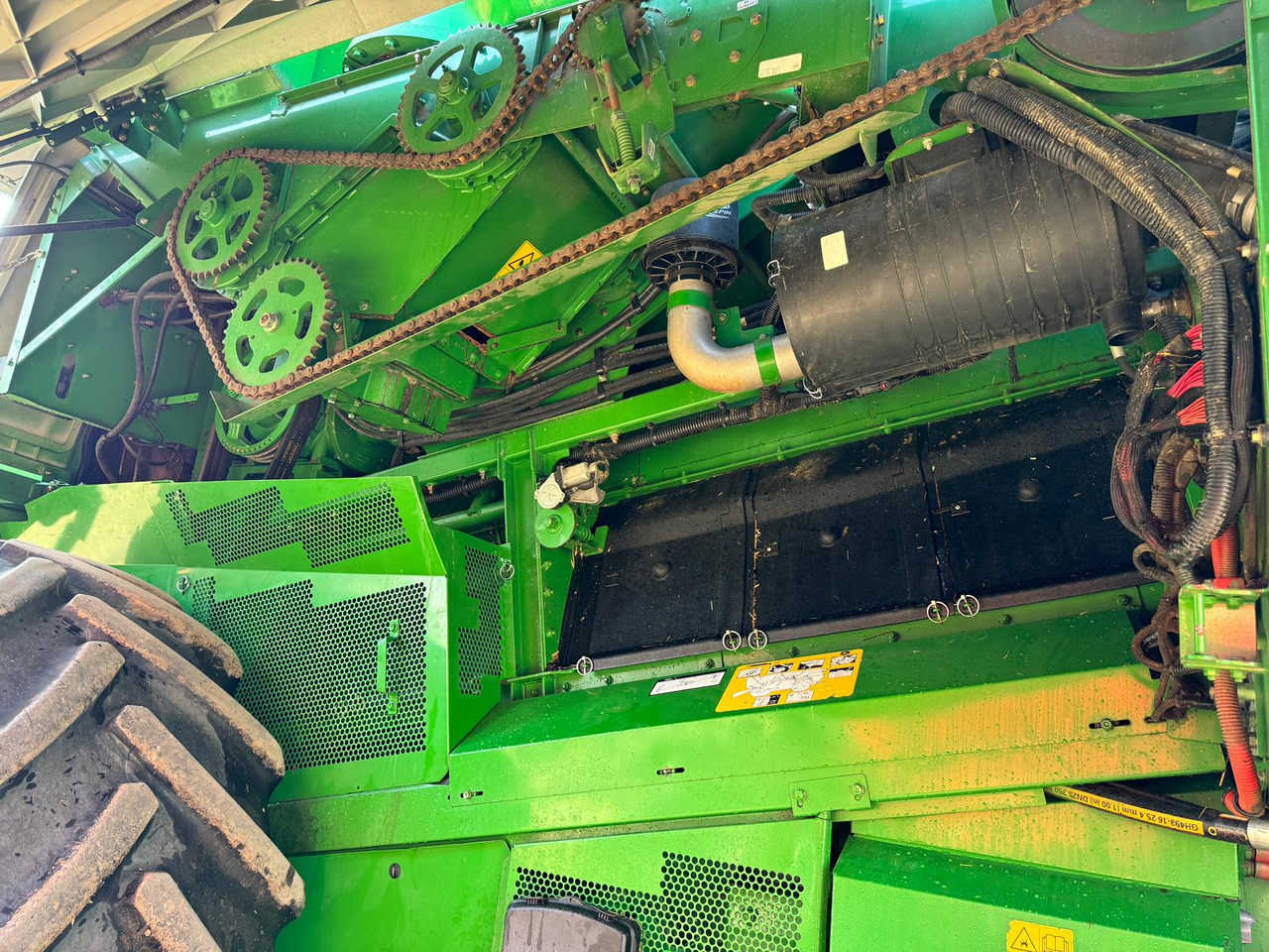John Deere S680i combine + 635X Header + Zurn trailer в лизинг John Deere S680i combine + 635X Header + Zurn trailer: фото 9