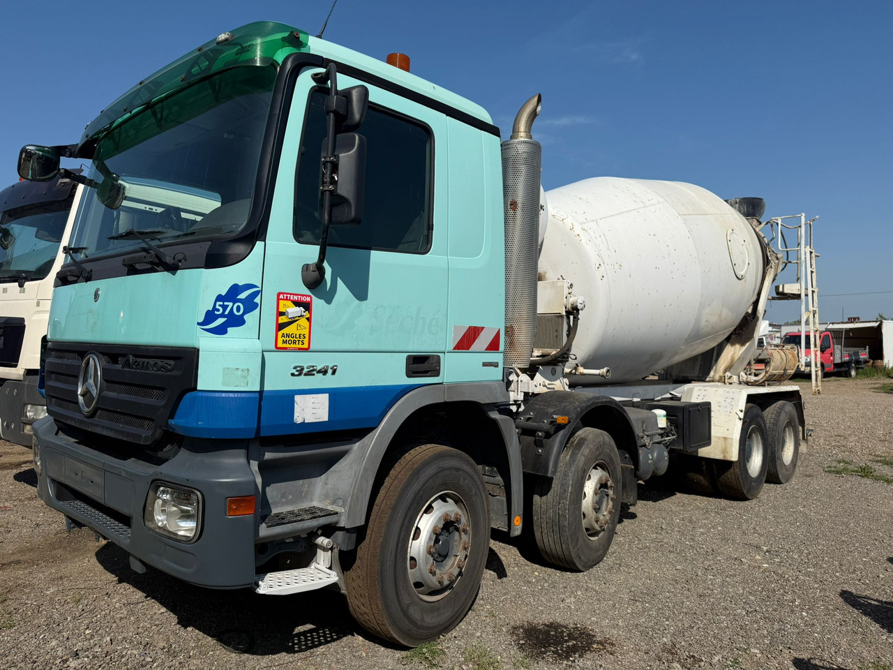 MERCEDES BENZ 3241 CONCRETE MIXER - Автобетоносмеситель: фото 1 MERCEDES BENZ 3241 CONCRETE MIXER - Автобетоносмеситель: фото 1