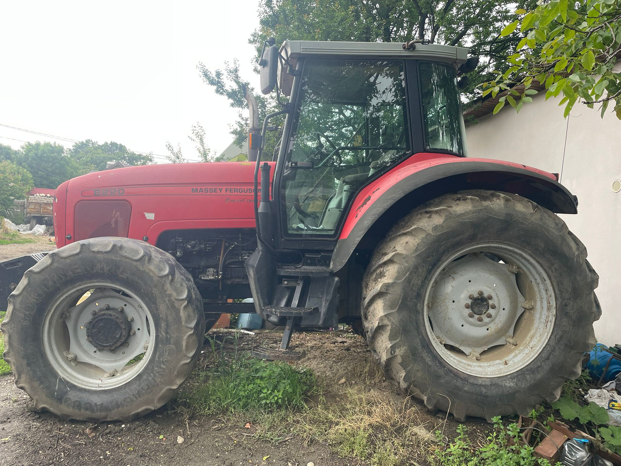 Massey Ferguson 8220 Tractor - Трактор: фото 2 Massey Ferguson 8220 Tractor - Трактор: фото 2