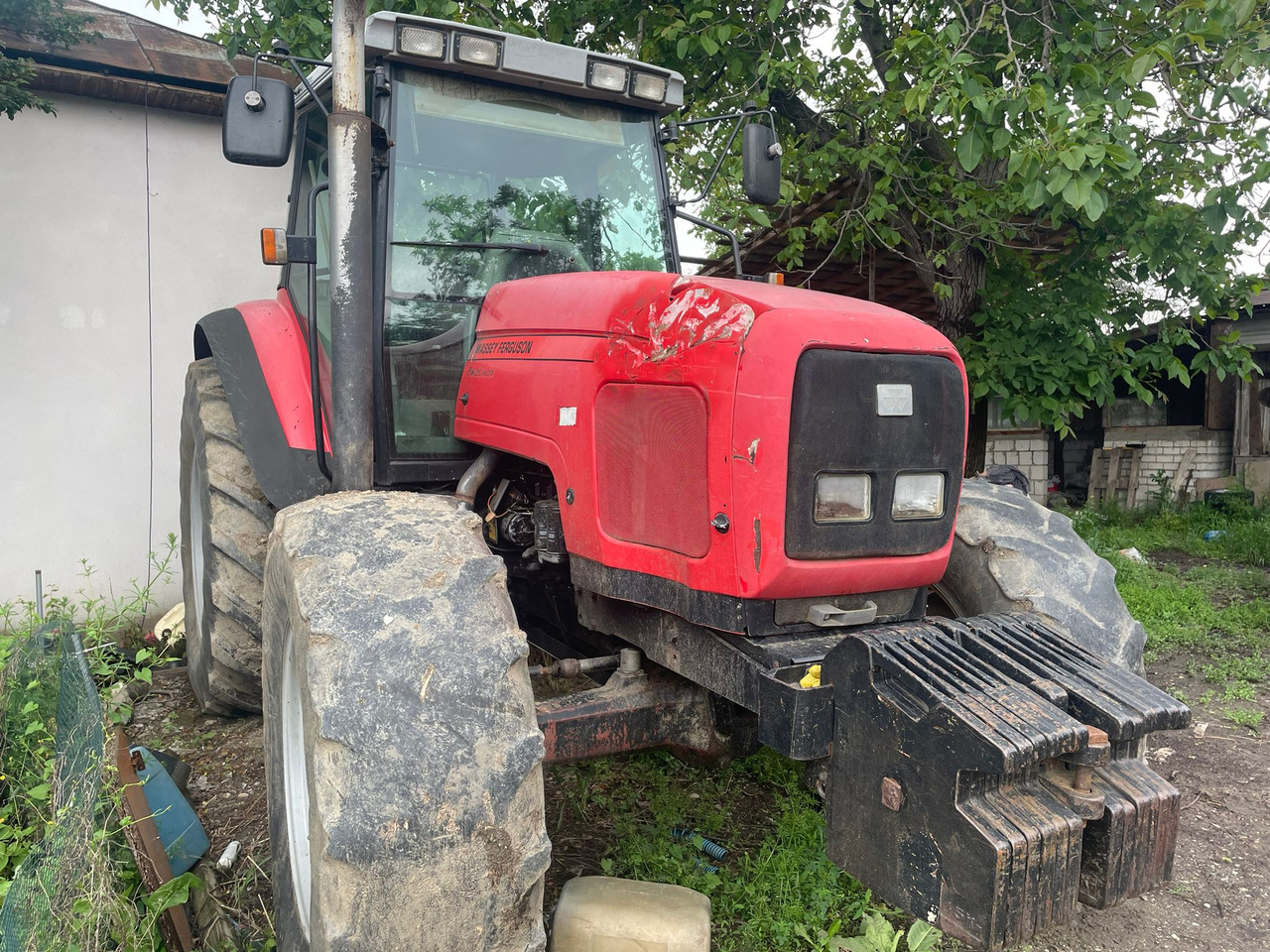 Massey Ferguson 8220 Tractor - Трактор: фото 4 Massey Ferguson 8220 Tractor - Трактор: фото 4