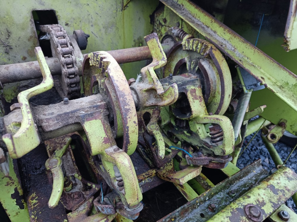 CLAAS Markant 50 sitoja - Пресс-подборщик тюковый: фото 2 CLAAS Markant 50 sitoja - Пресс-подборщик тюковый: фото 2