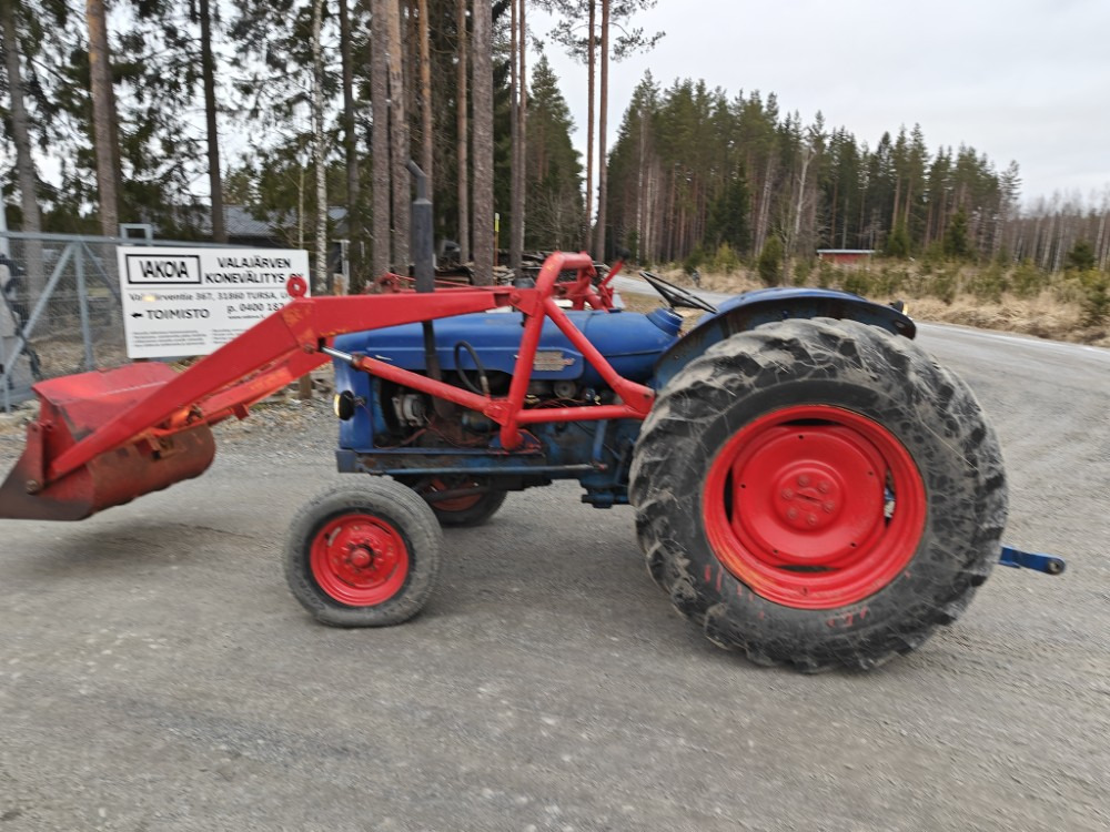 FORDSON Power Major - Трактор: фото 2 FORDSON Power Major - Трактор: фото 2