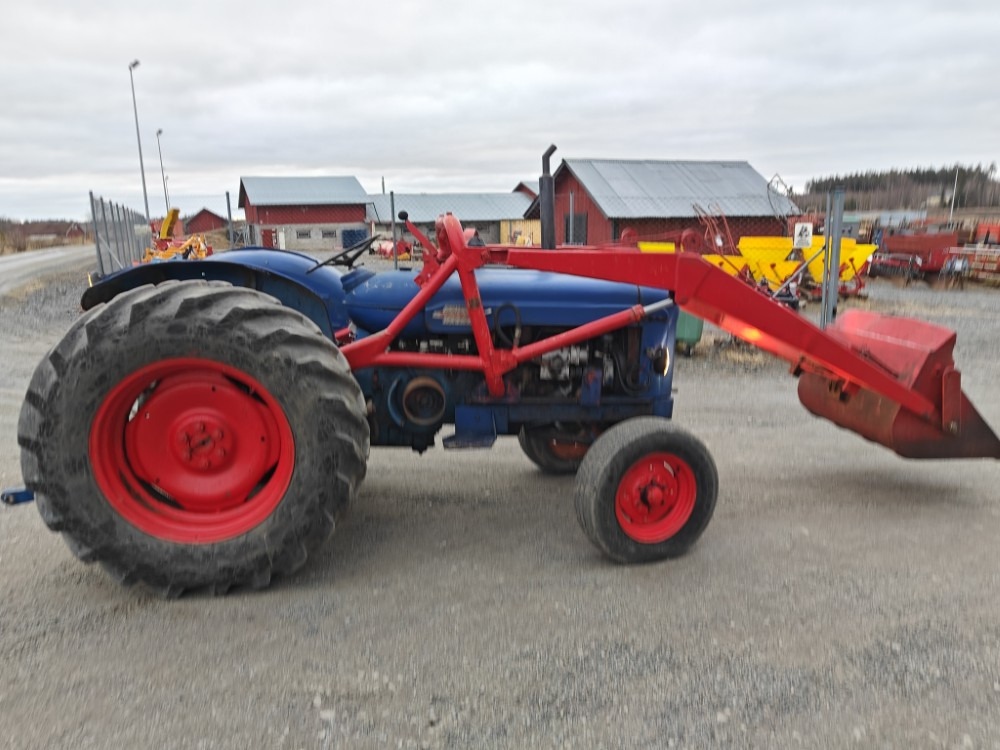 FORDSON Power Major - Трактор: фото 4 FORDSON Power Major - Трактор: фото 4