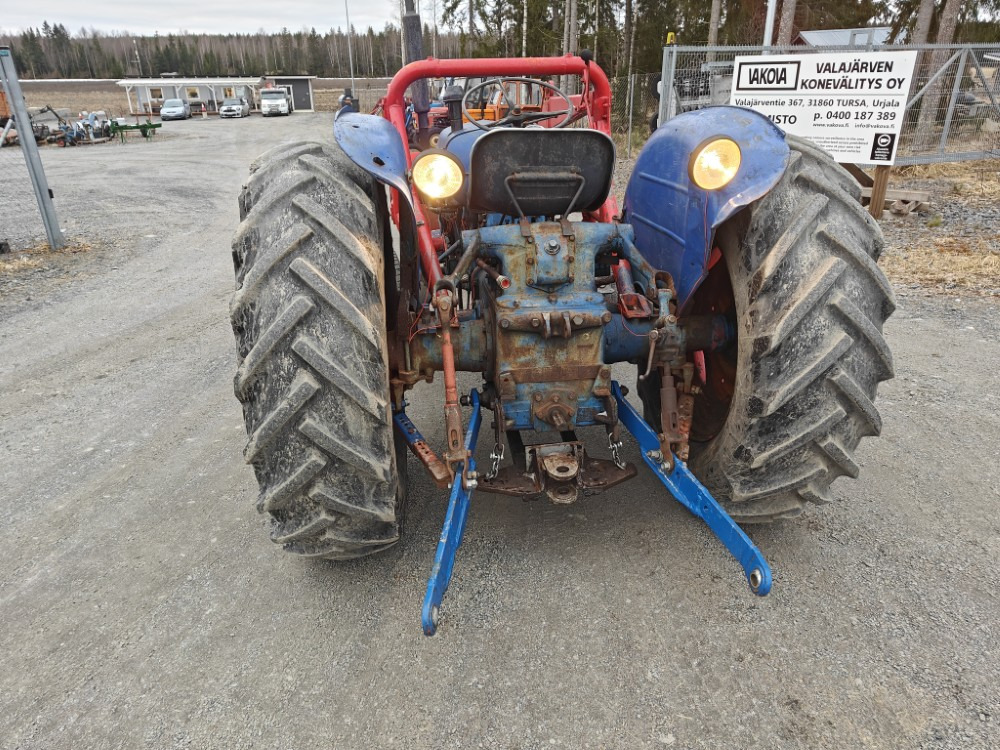 FORDSON Power Major - Трактор: фото 3 FORDSON Power Major - Трактор: фото 3