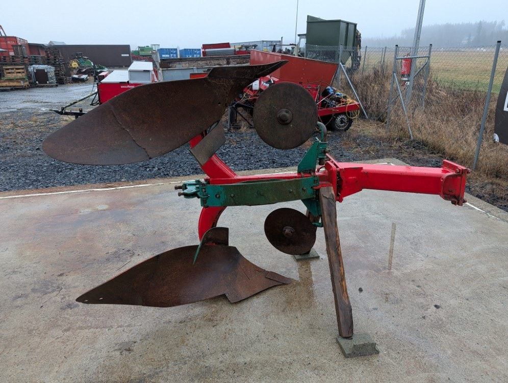 KVERNELAND Lisäsiipi paluuauraan 14" - Плуг: фото 1 KVERNELAND Lisäsiipi paluuauraan 14" - Плуг: фото 1